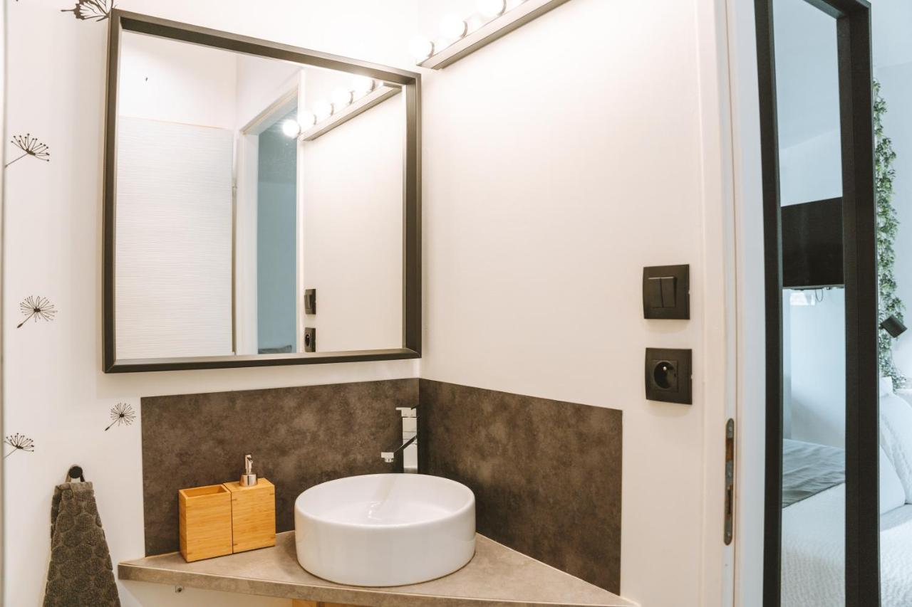 GEST-LOC LOCATION MEUBLÉE Sky - JARDIN&TERRASSE PRIVATIVE - PARKING PRIVÉ Hotel Laveyron Ngoại thất bức ảnh